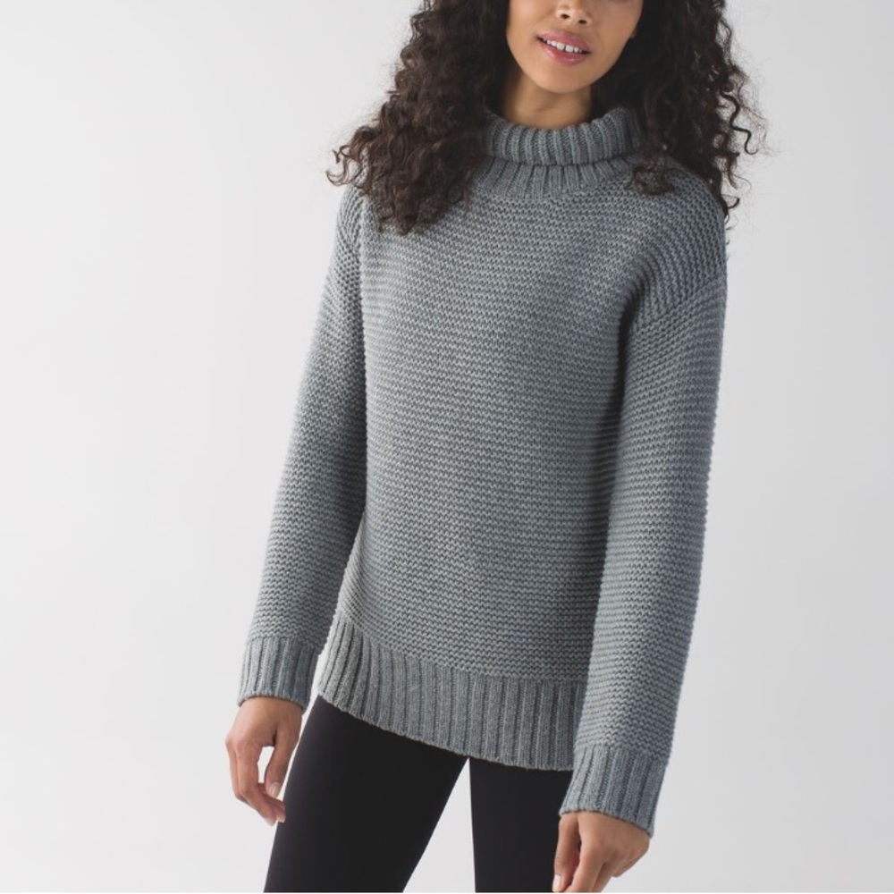 Lululemon Karma Kurmasana Sweater
Heathered Medium Grey